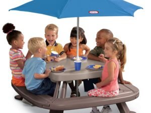 Little Tikes Fold 'n Store Picnic Table with Market Umbrella