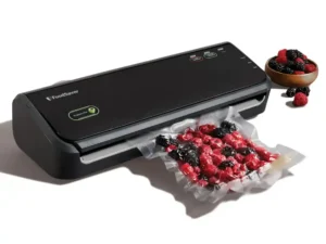 FoodSaver FM2000 Vacuum Sealer Starter System with Bags